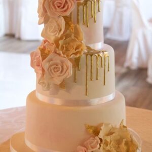 Blushing bride wedding cake